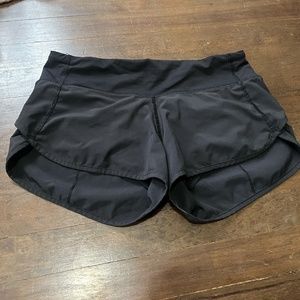 black Lululemon speed ups